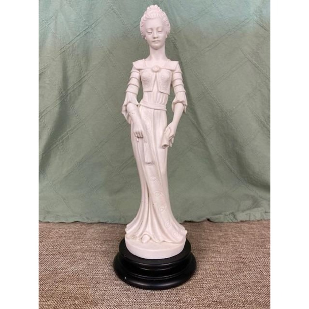 Italian 1984 A Giannelli Alabaster Resin Statue Elegant Lady on Wood Base White